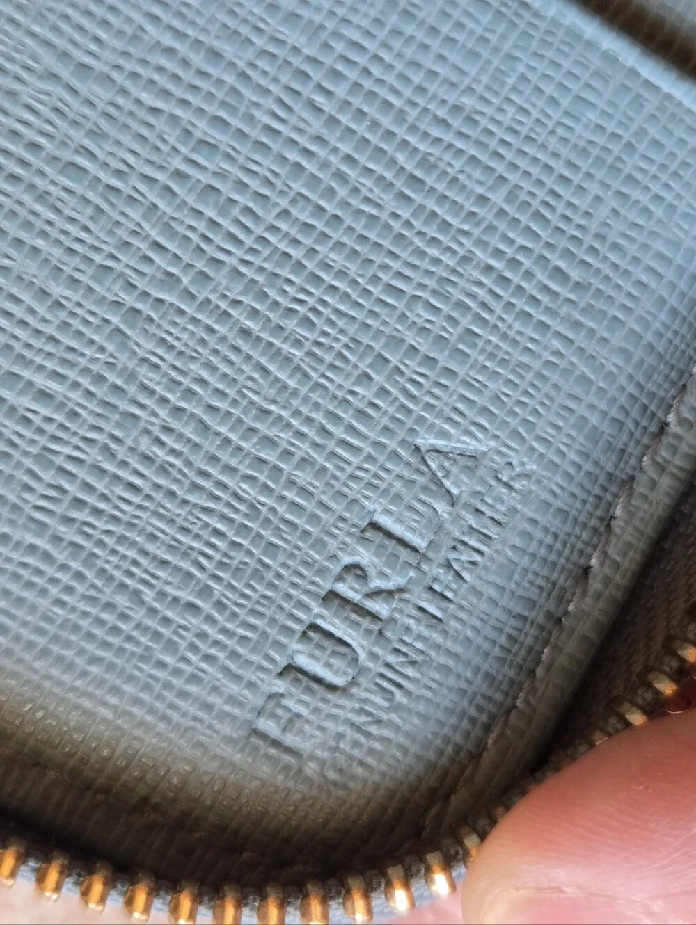 Furla daily side